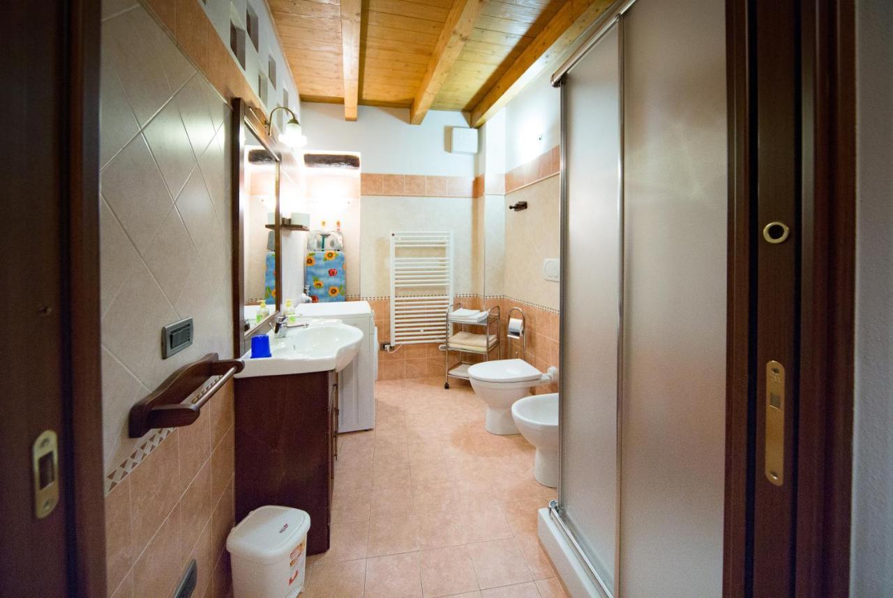 Villa Il Nido Delle Rondini à Testico Extérieur photo