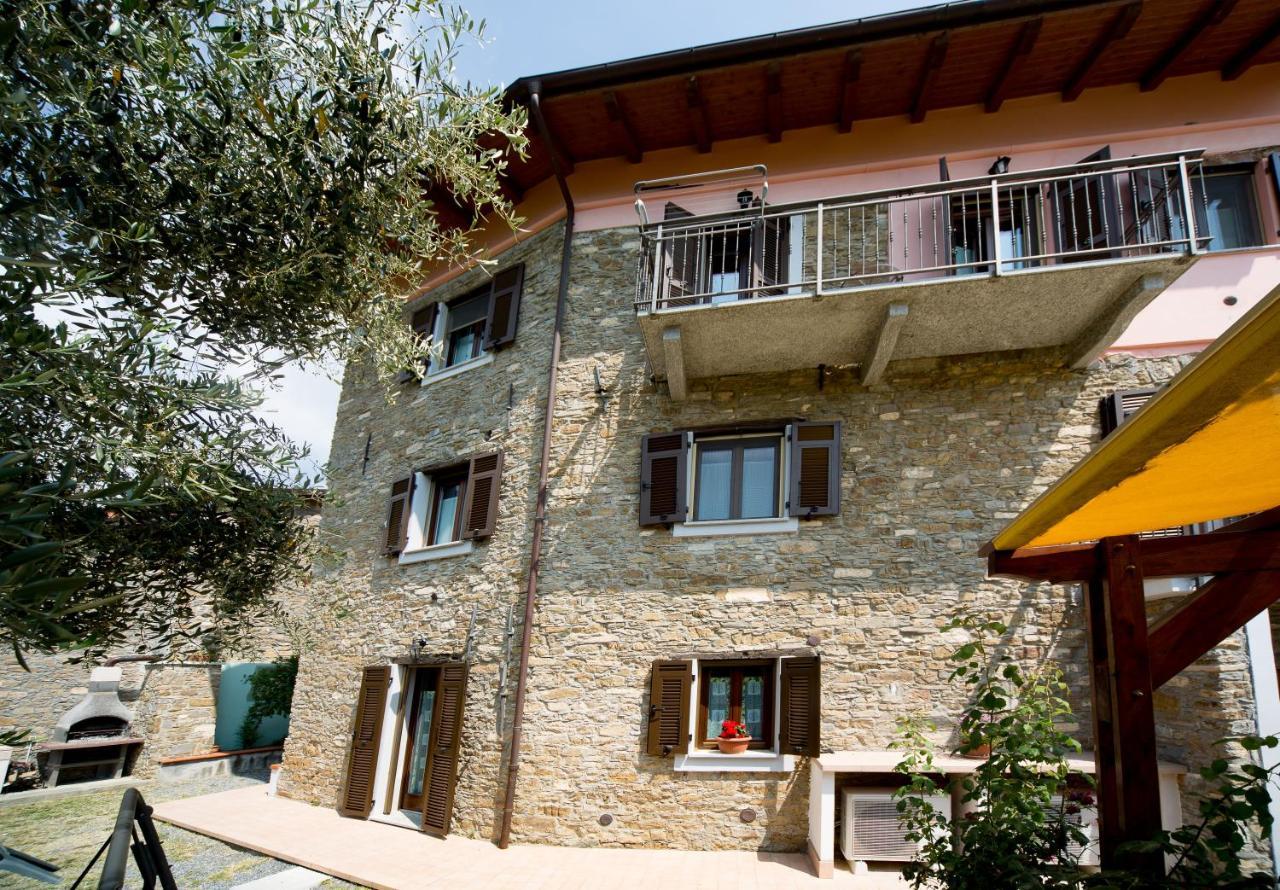 Villa Il Nido Delle Rondini à Testico Extérieur photo