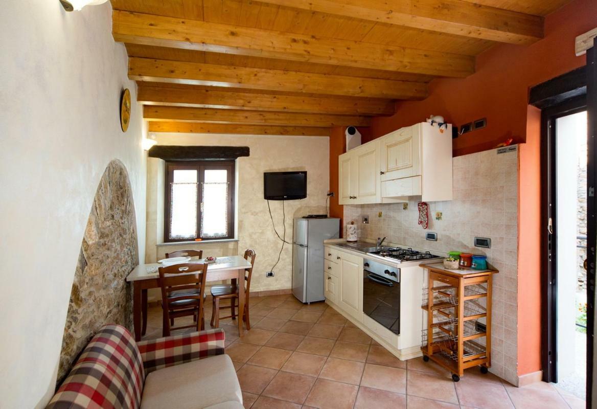 Villa Il Nido Delle Rondini à Testico Extérieur photo